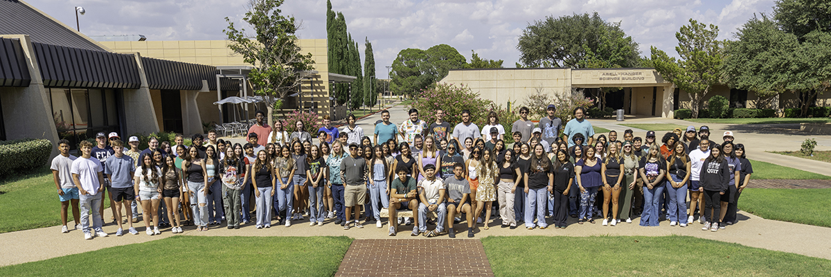 Current group photo of Legacy Scholars