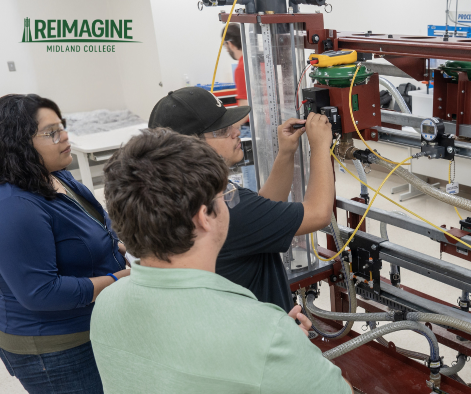 smc natural gas students work in a learning lab