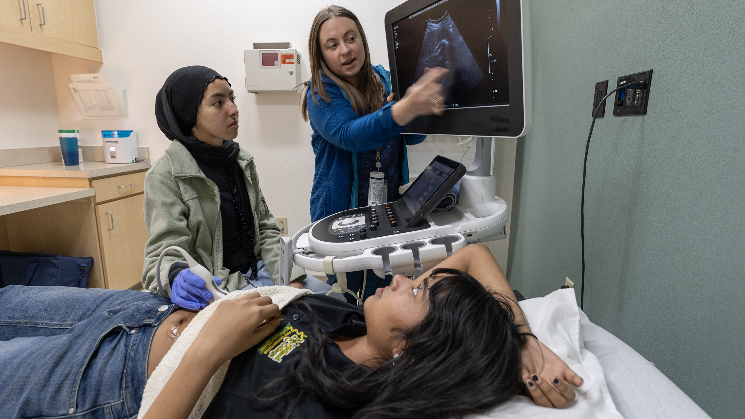 sPCPP students learn from MC sonography faculty